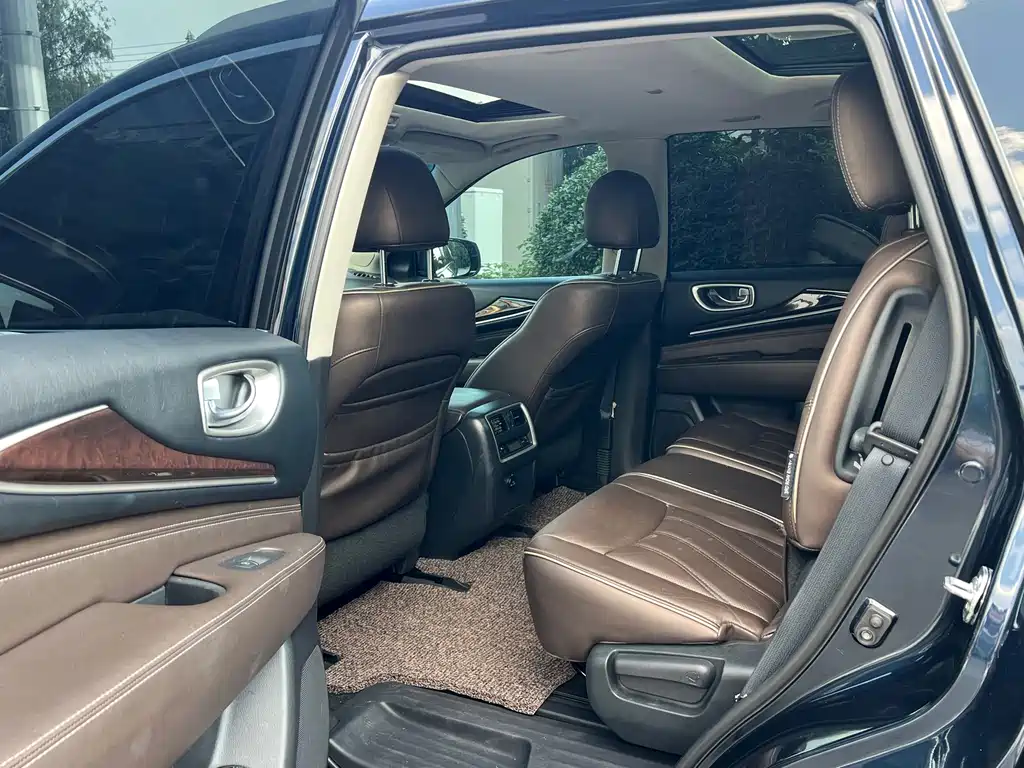 Infiniti QX60 (Import) — фото 10