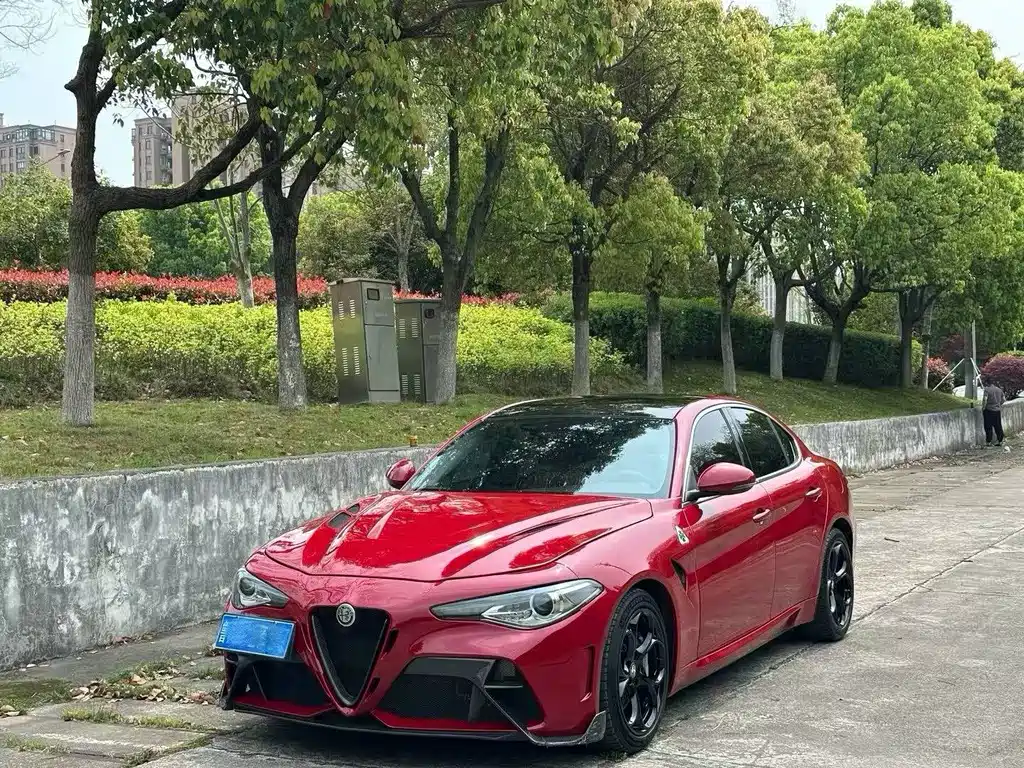 Alfa Romeo Giulia