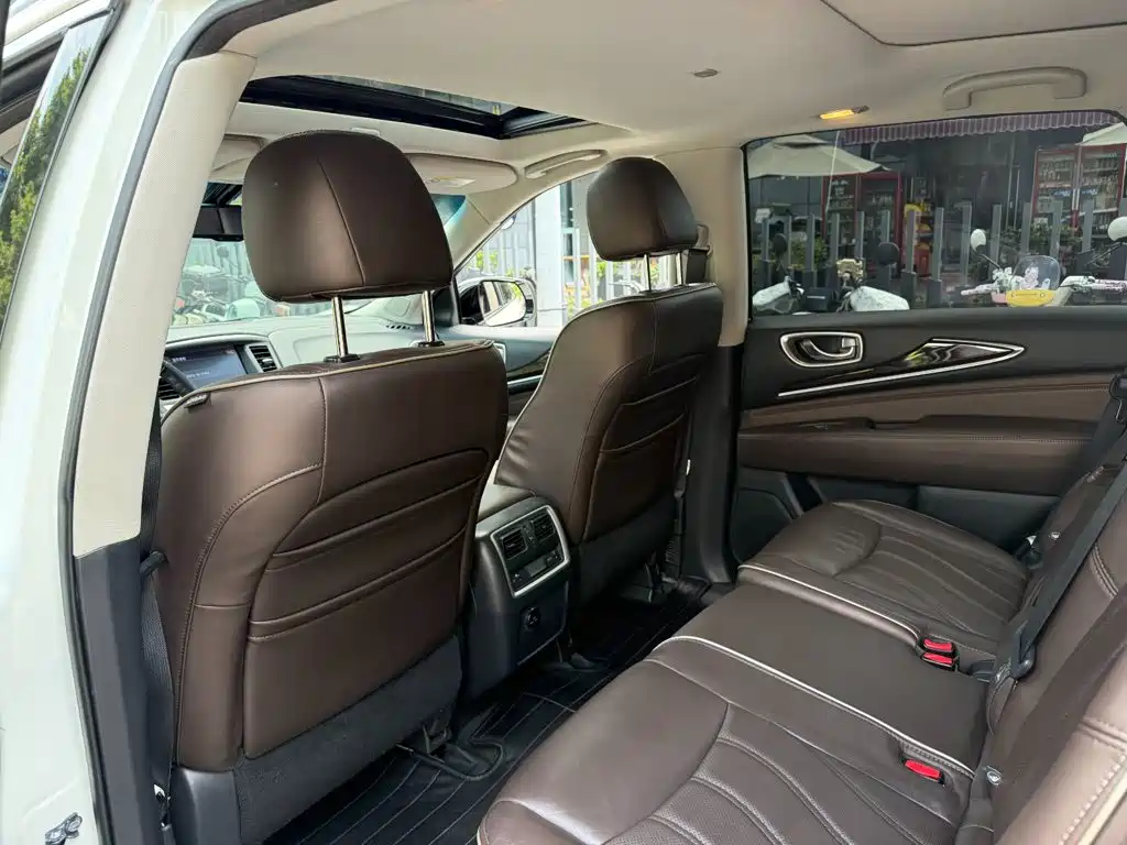 Infiniti QX60 (Import) — фото 11