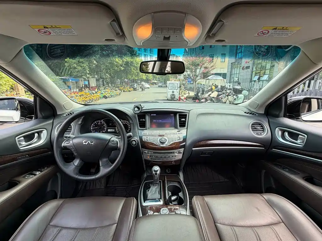 Infiniti QX60 (Import) — фото 13