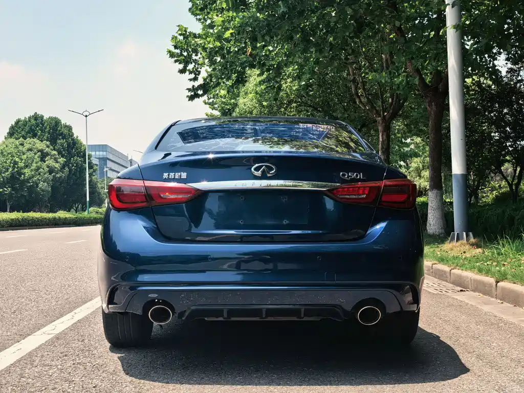 Infiniti Q50L — фото 7