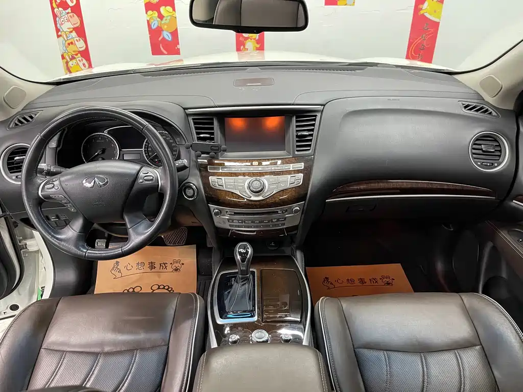 Infiniti QX60 (Import) — фото 11