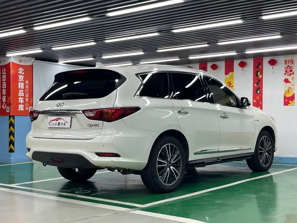 Infiniti QX60 (Import) — фото 5