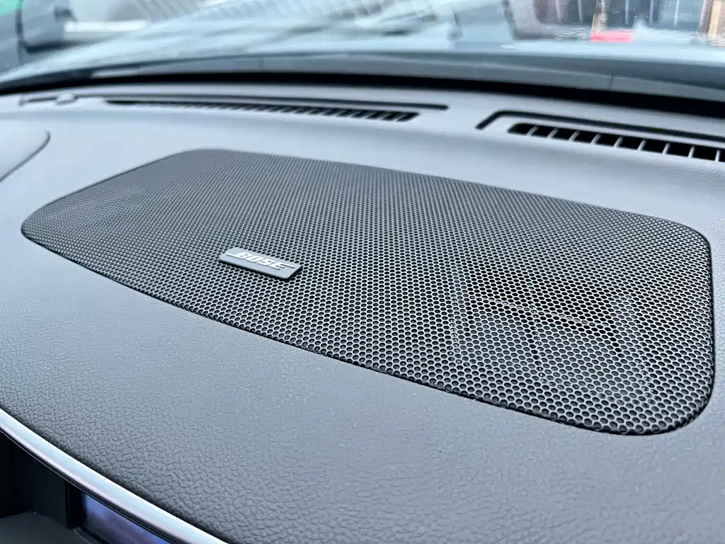 Infiniti Q70 — фото 12