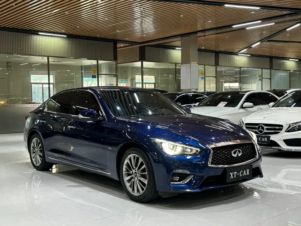 Infiniti Q50L — фото 3