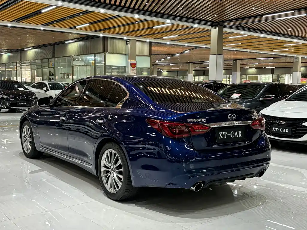 Infiniti Q50L — фото 6