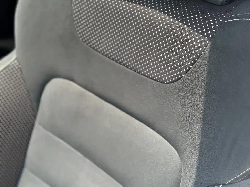 Infiniti ESQ — фото 14