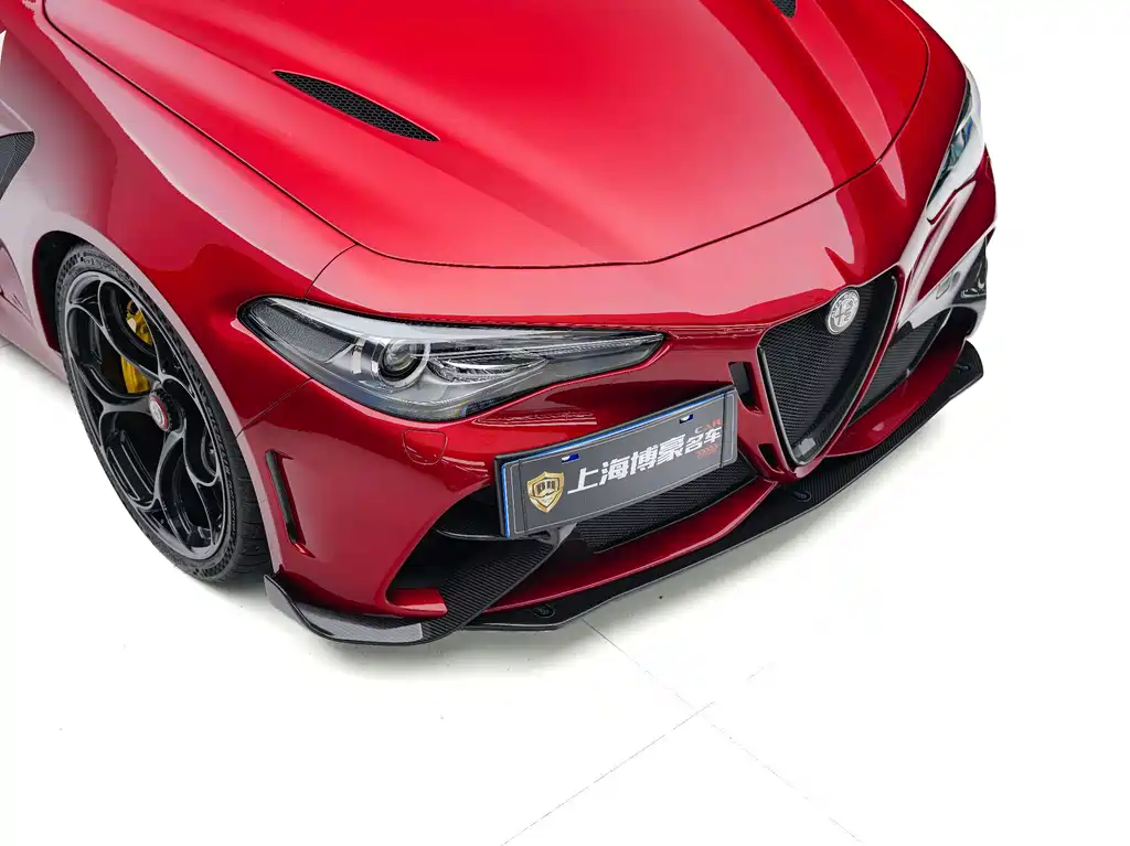 Alfa Romeo Giulia — фото 10