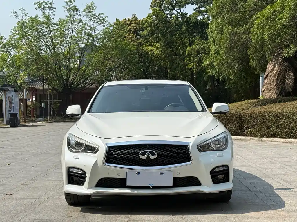 Infiniti Q50L — фото 2