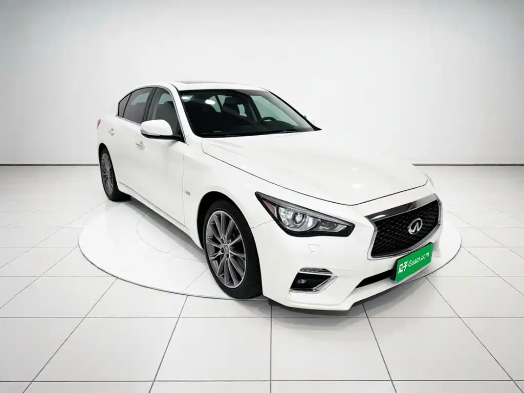 Infiniti Q50L — фото 3