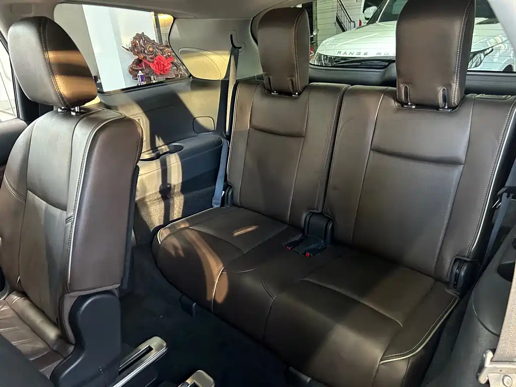 Infiniti QX60 (Import) — фото 17