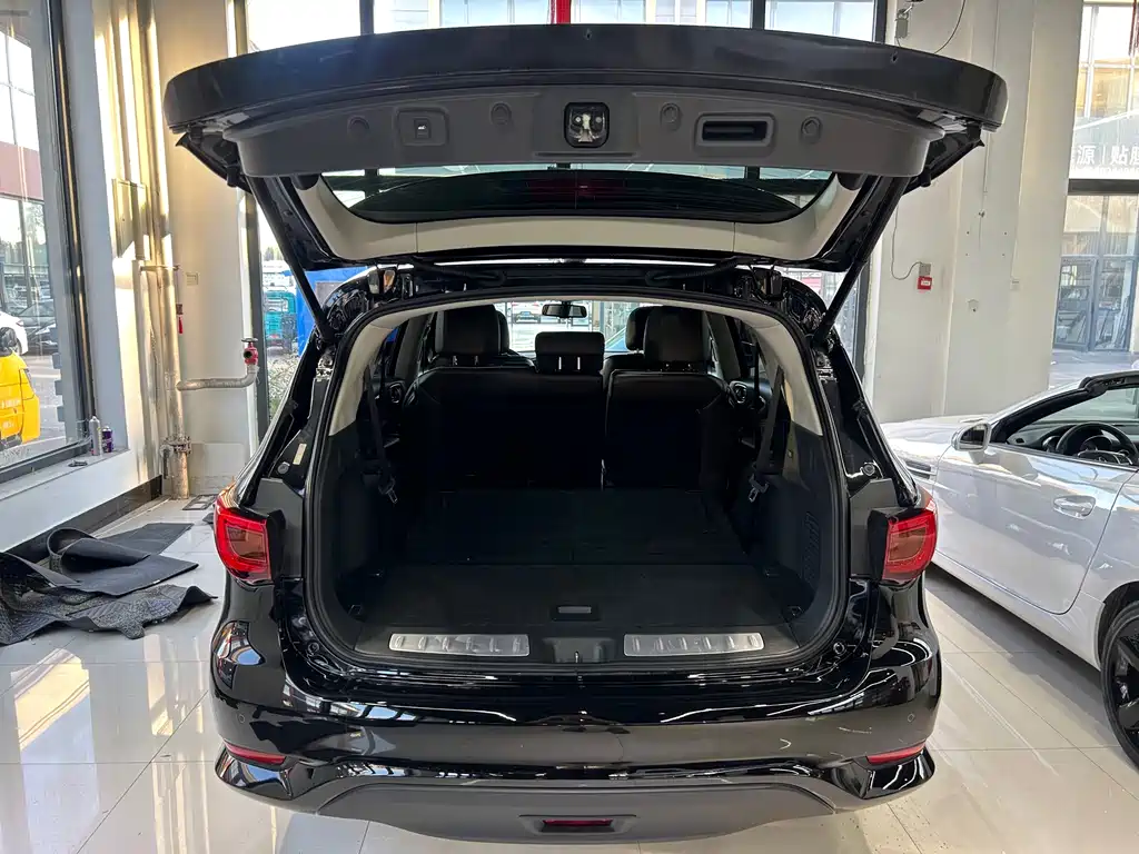 Infiniti QX60 (Import) — фото 22