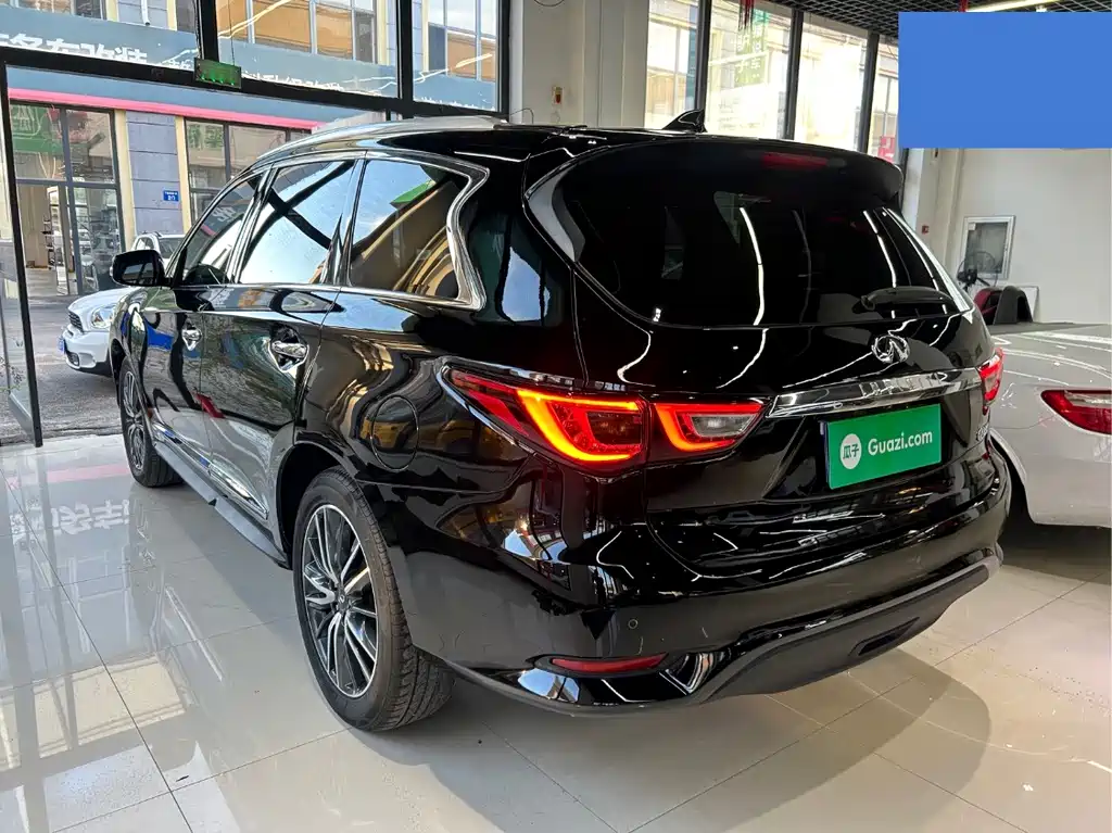 Infiniti QX60 (Import) — фото 7
