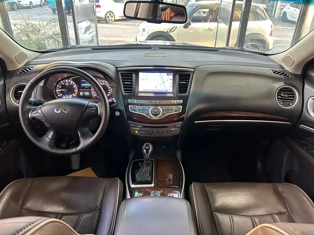 Infiniti QX60 (Import) — фото 9