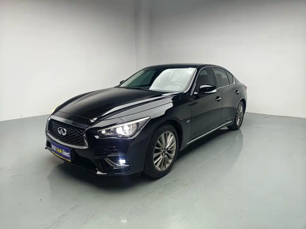 Infiniti Q50L