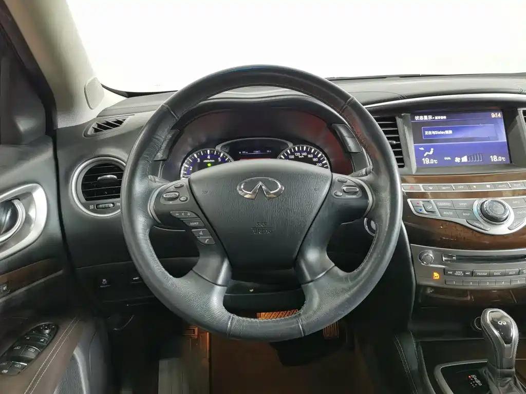 Infiniti QX60 (Import) — фото 11