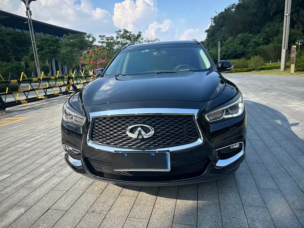 Infiniti QX60 (Import) — фото 2
