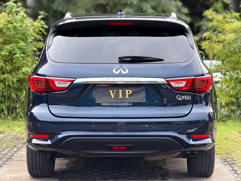Infiniti QX60 (Import) — фото 14