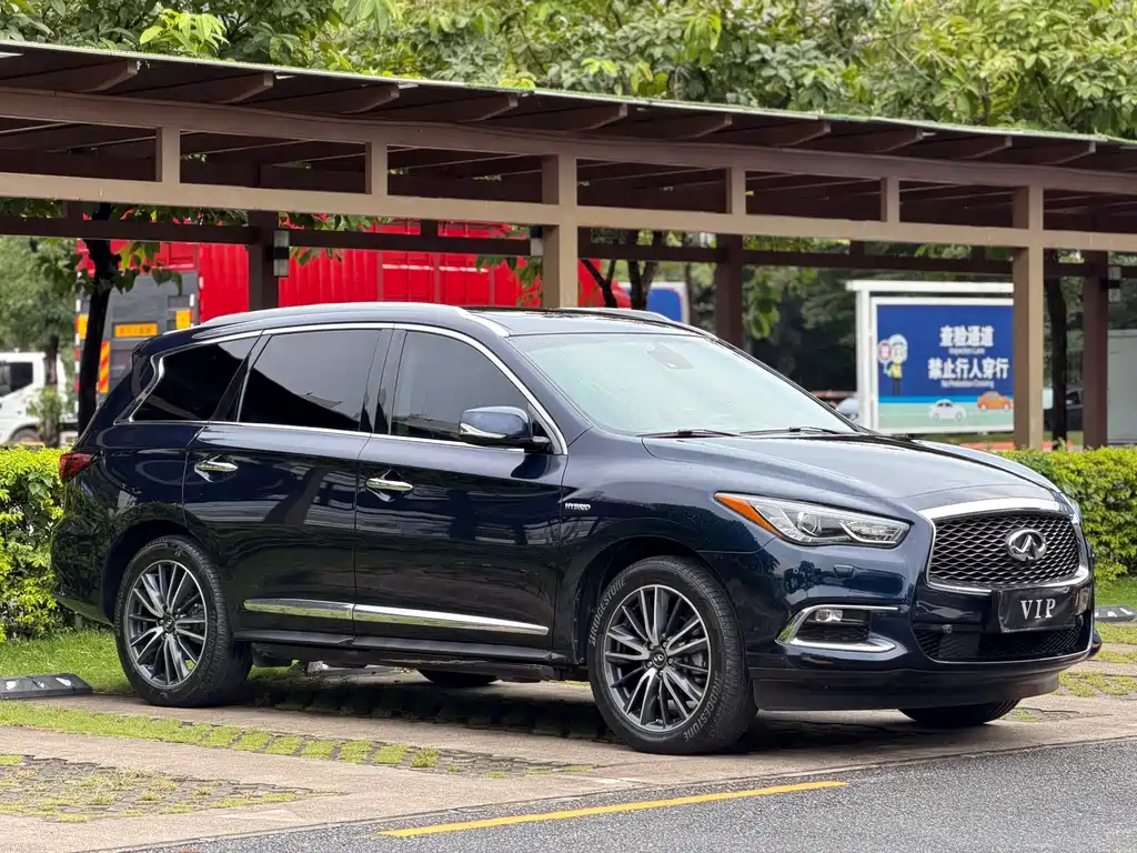 Infiniti QX60 (Import) — фото 3
