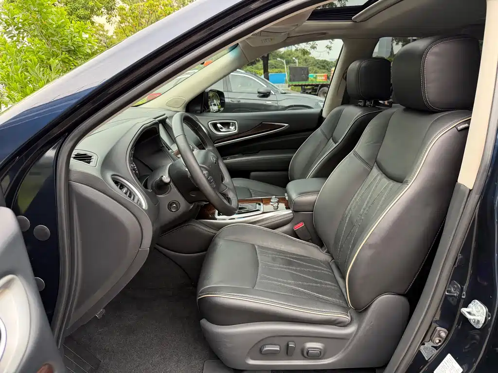 Infiniti QX60 (Import) — фото 6