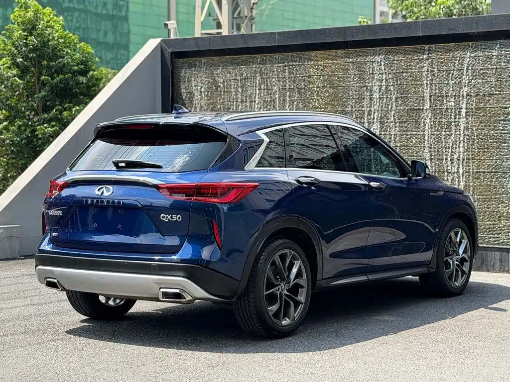 Infiniti QX50 — фото 10