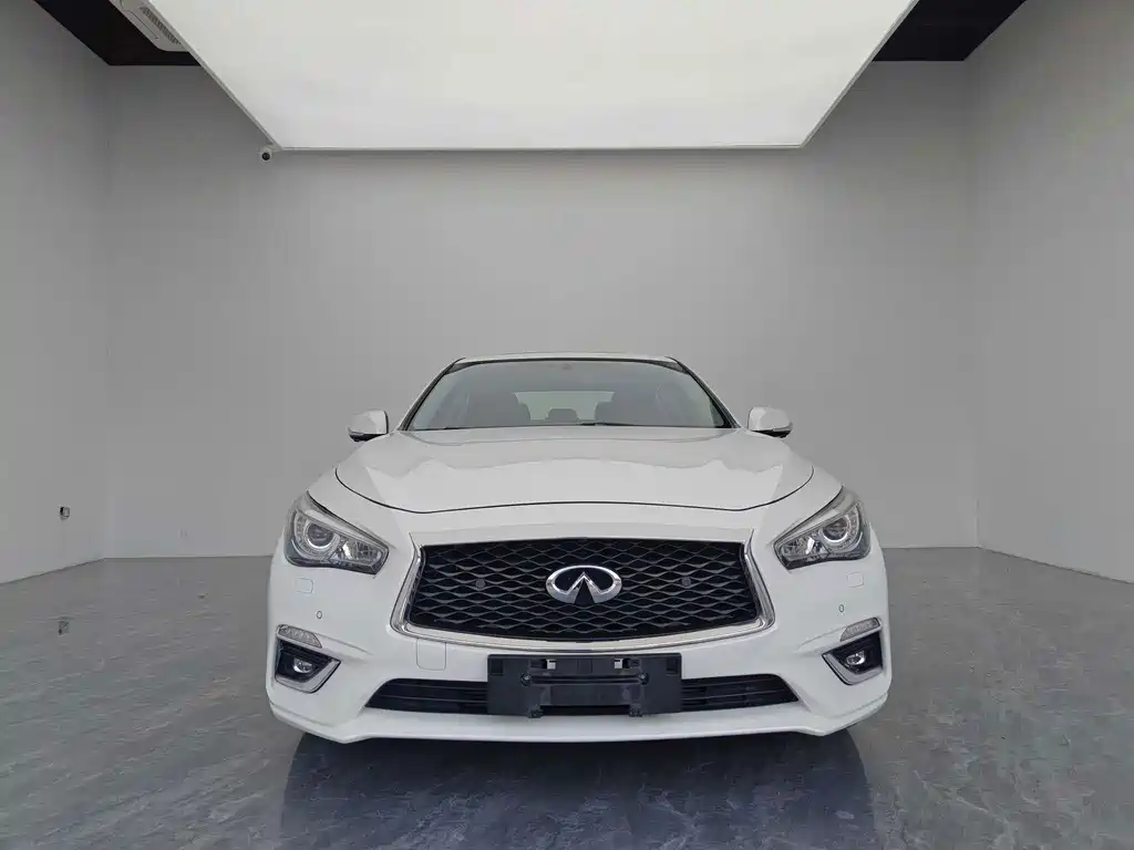 Infiniti Q50L — фото 2