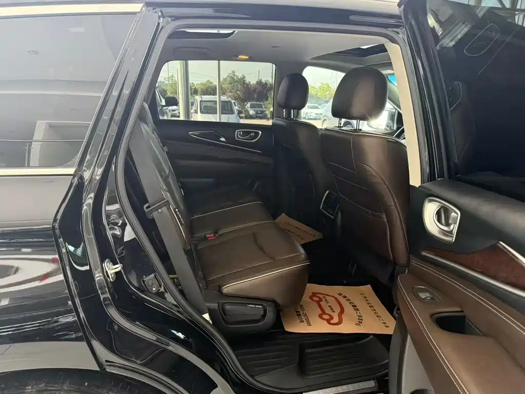 Infiniti QX60 (Import) — фото 14