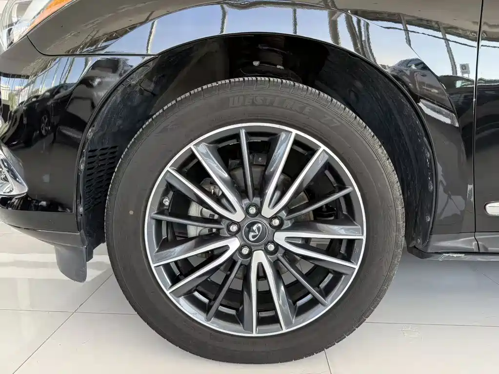 Infiniti QX60 (Import) — фото 4