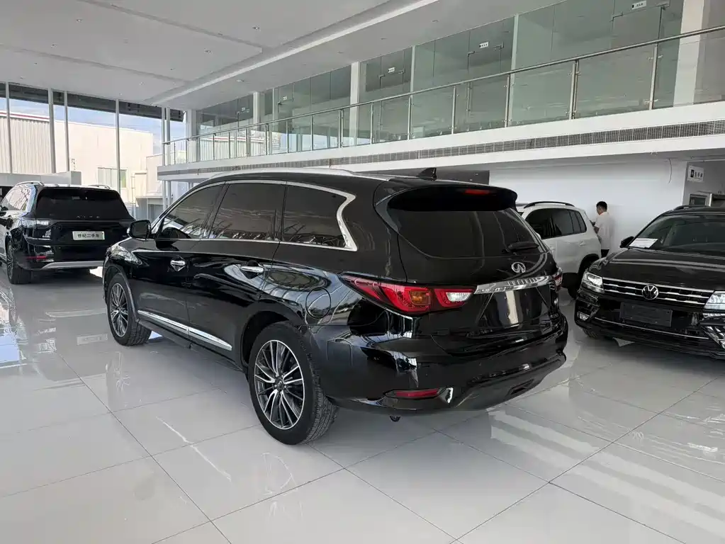 Infiniti QX60 (Import) — фото 10