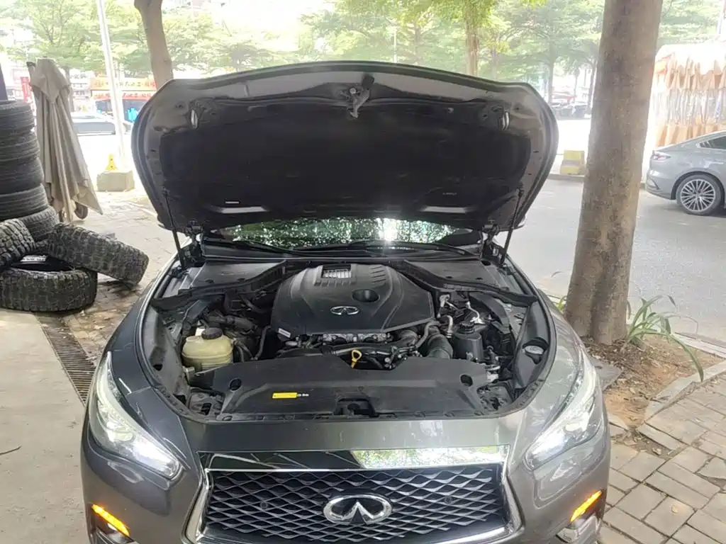 Infiniti Q50L — фото 20