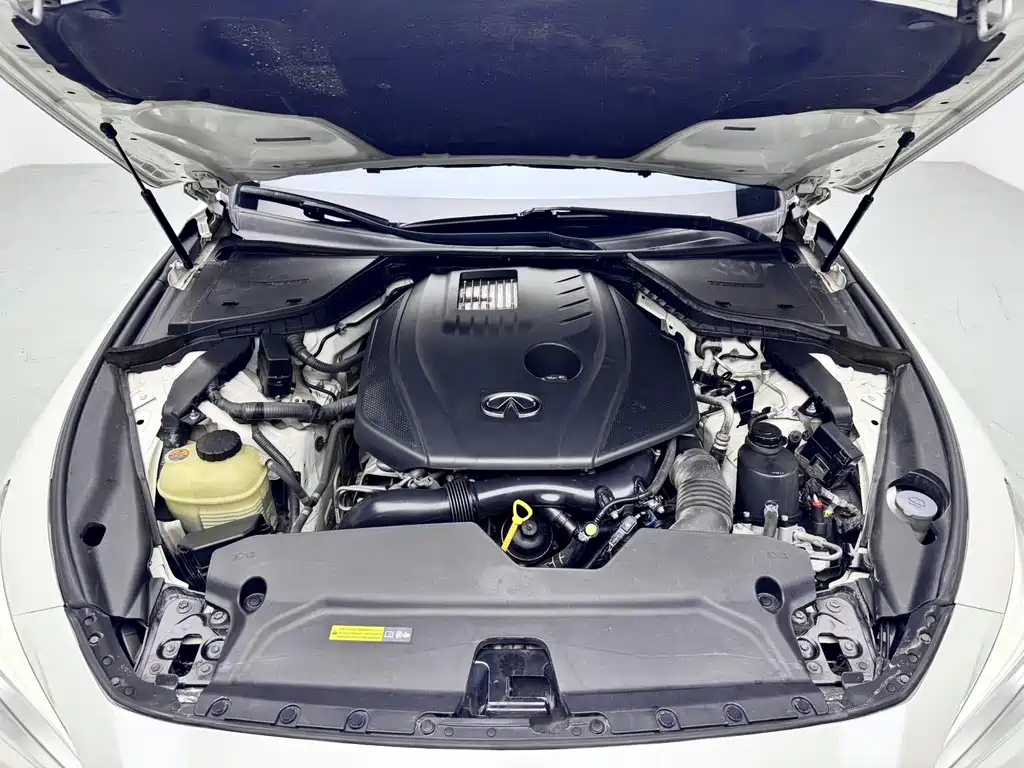 Infiniti Q50L — фото 20