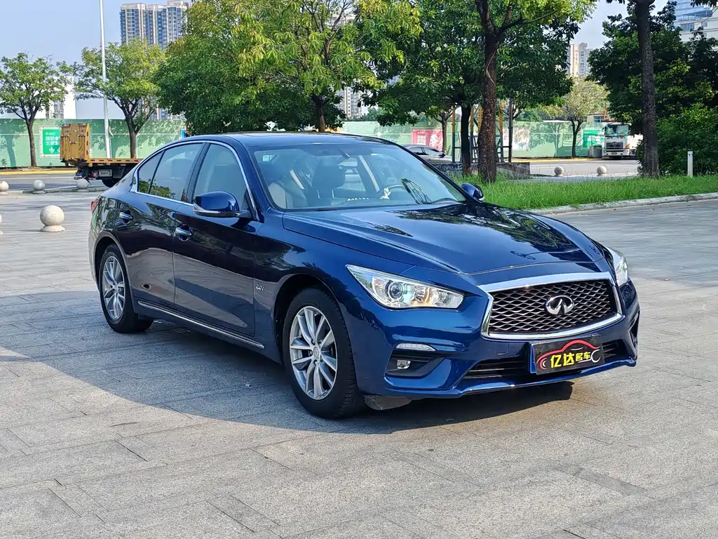 Infiniti Q50L — фото 3