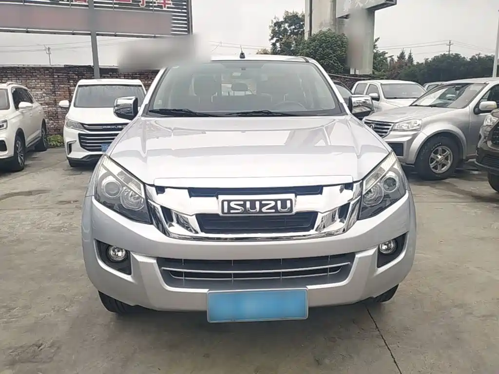 Isuzu D-MAX — фото 3