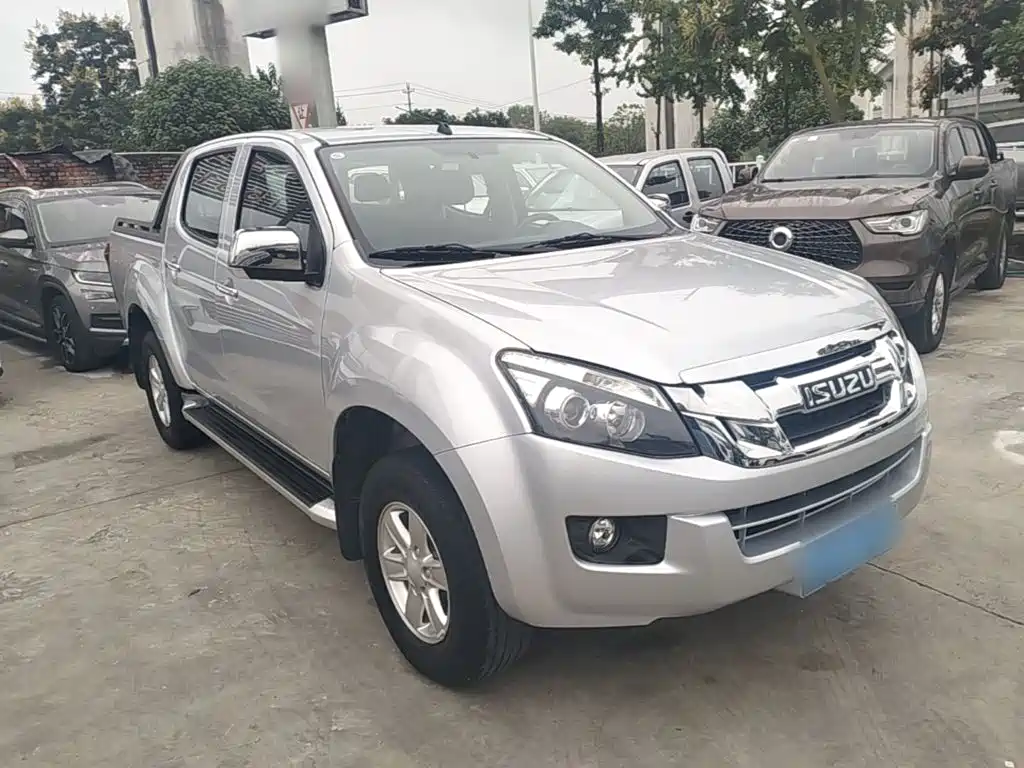 Isuzu D-MAX — фото 4