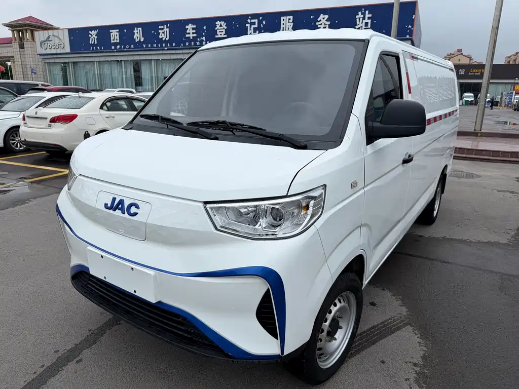 JAC Bluecat