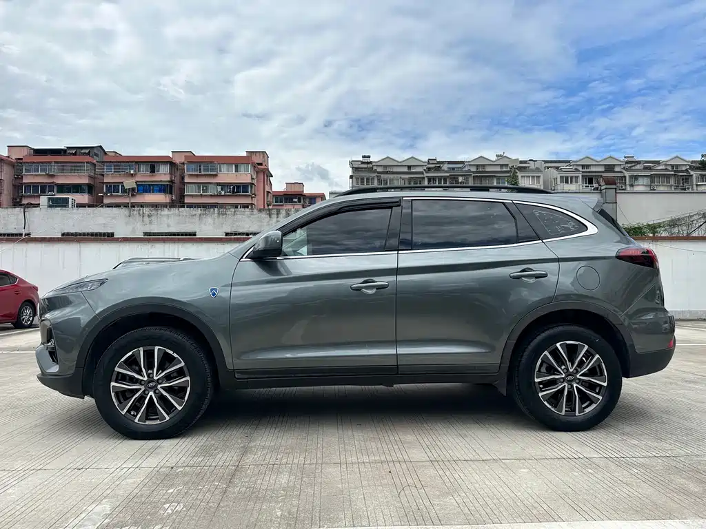 JAC X7 — фото 3