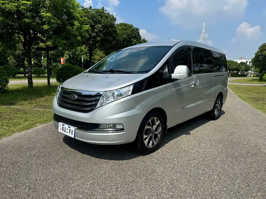 JAC Refine M5