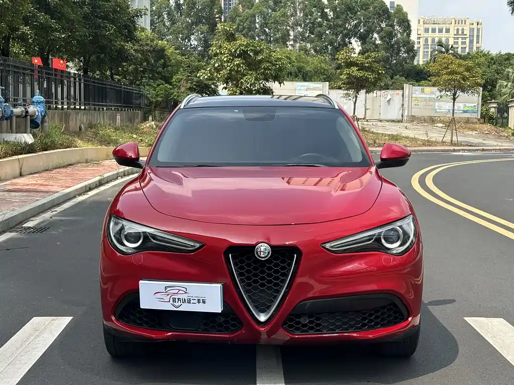 Alfa Romeo Stelvio — фото 2