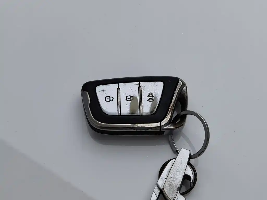 JAC Refine S4 — фото 19