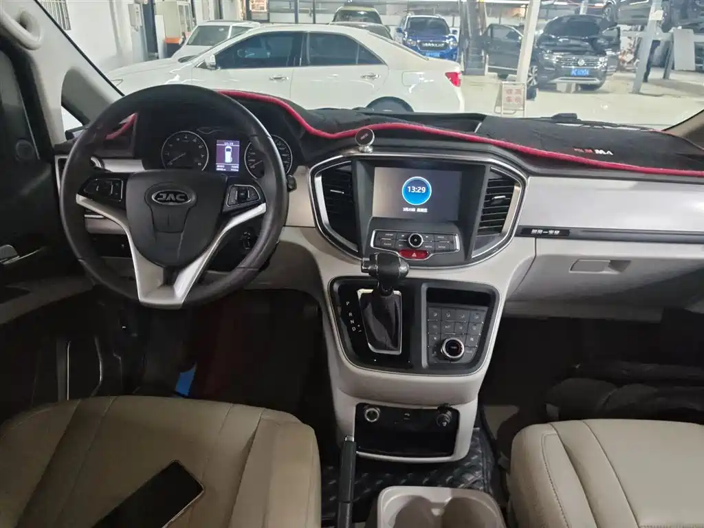 JAC Refine Refine M4 — фото 10
