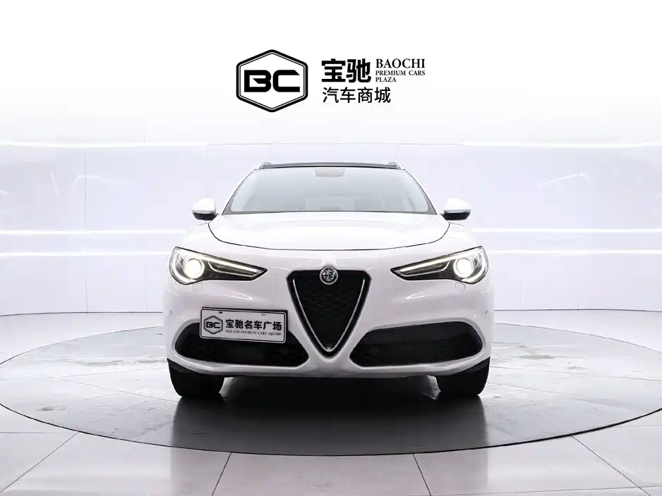 Alfa Romeo Stelvio — фото 2