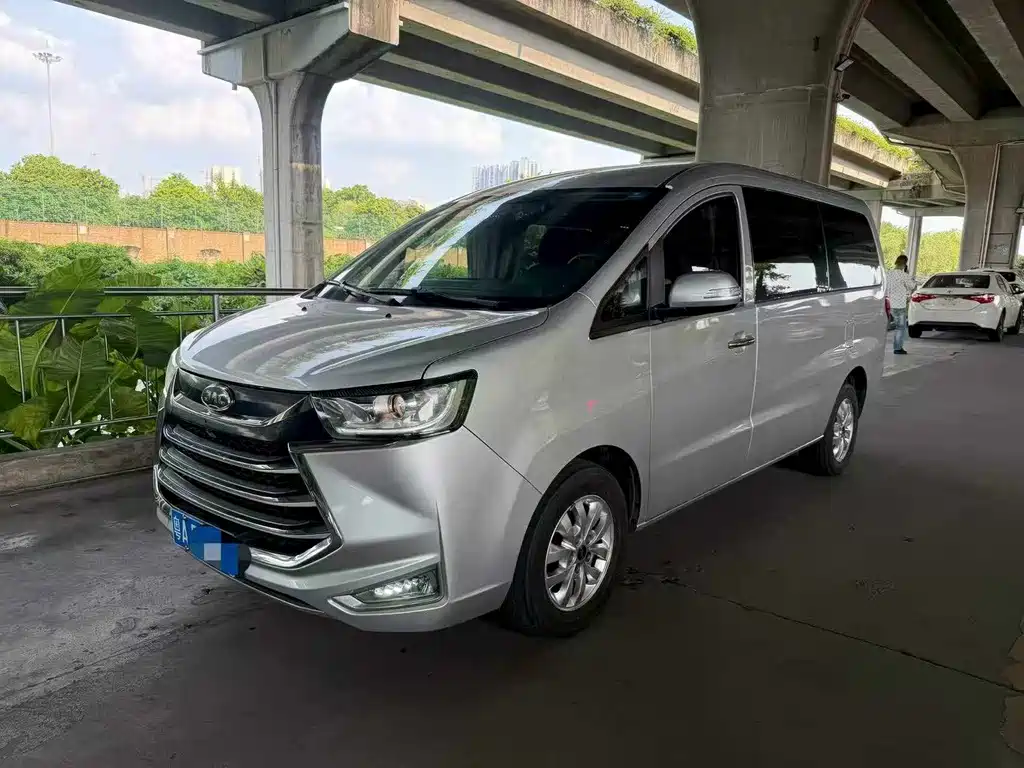 JAC Refine Refine M4