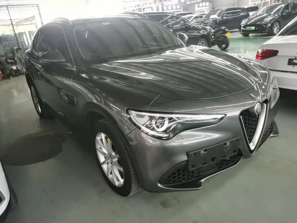 Alfa Romeo Stelvio — фото 4