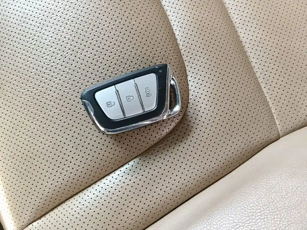 JAC Refine Refine L6 MAX — фото 9