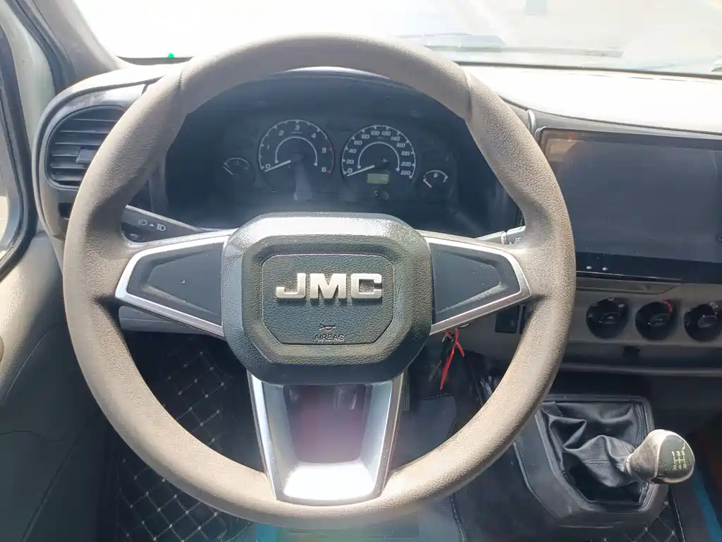JMC Tesla — фото 31