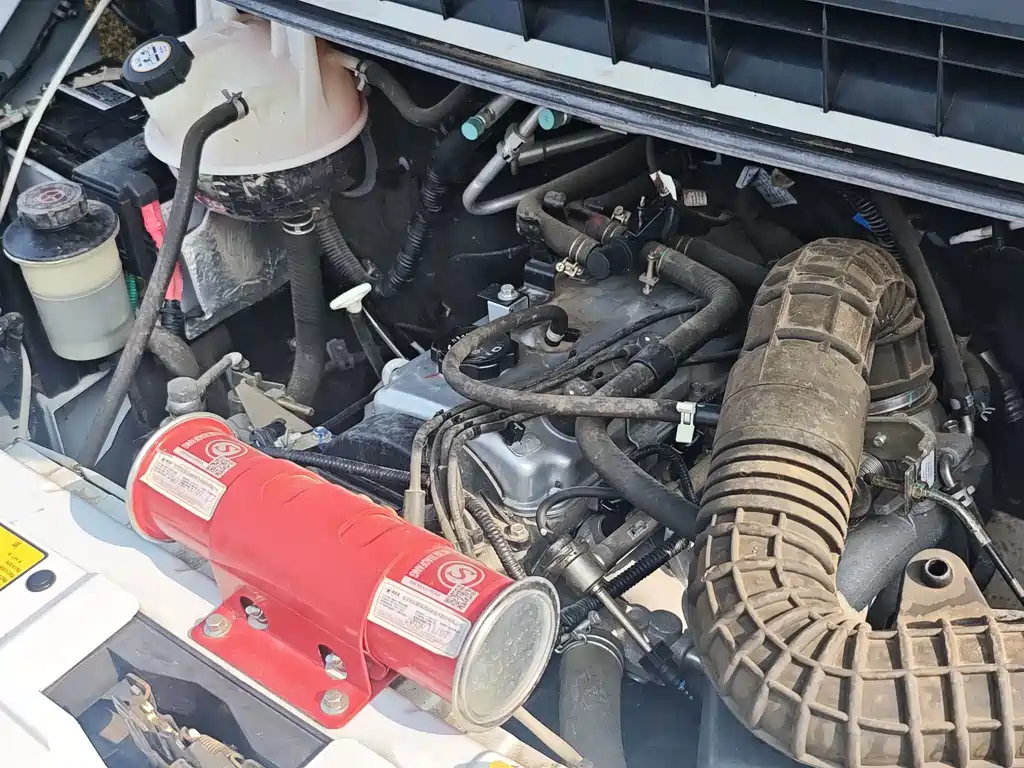 JMC Tesla — фото 27