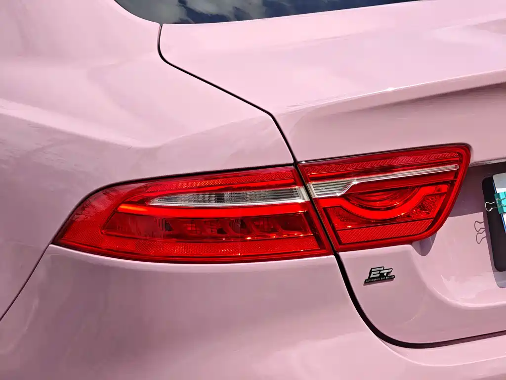 Jaguar XEL — фото 17