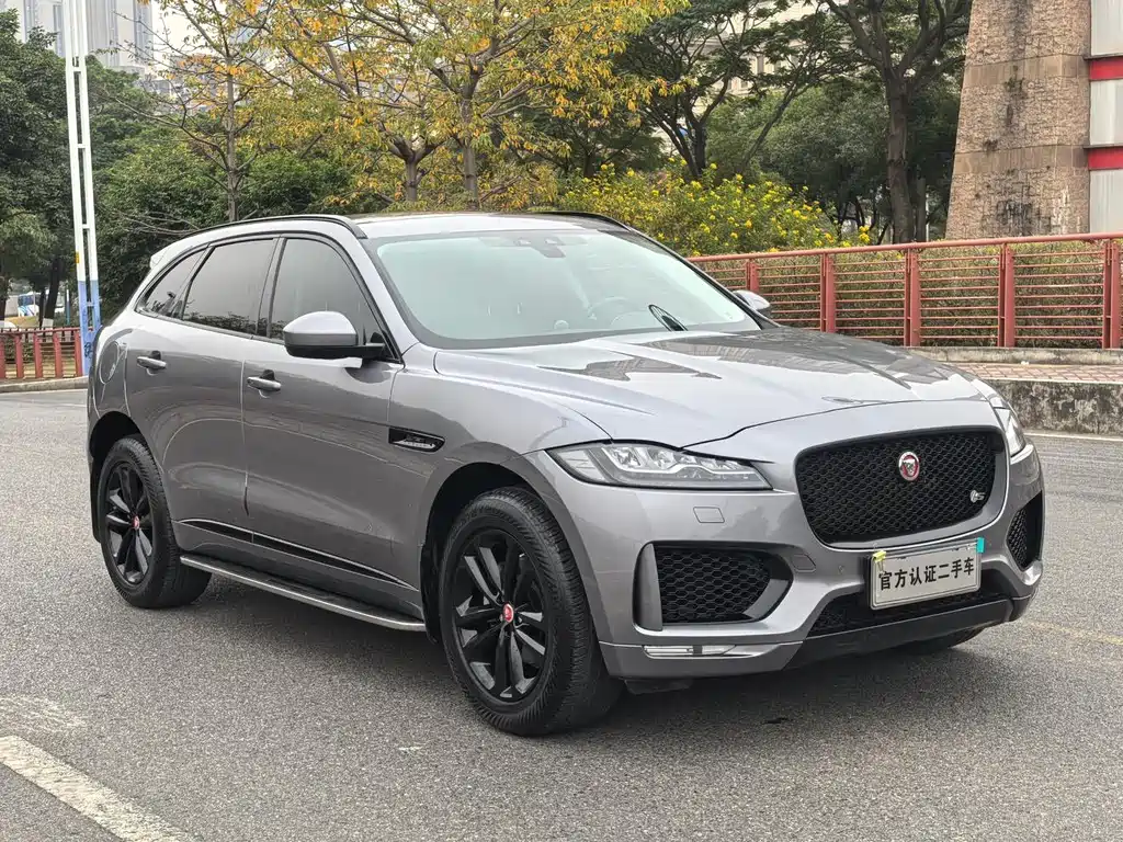 Jaguar F-PACE — фото 3