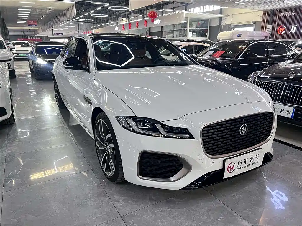 Jaguar XFL — фото 3