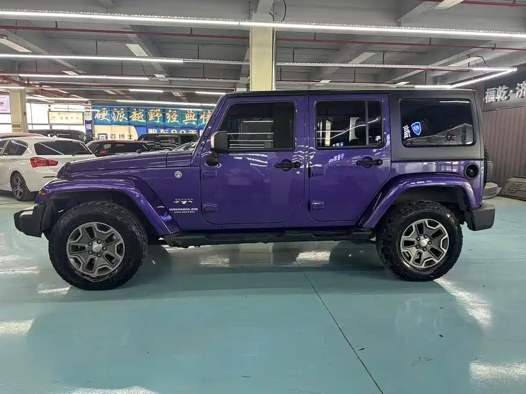 Jeep Wrangler — фото 4